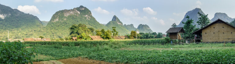 Ballade près du village des forgerons (Huyện Quảng)