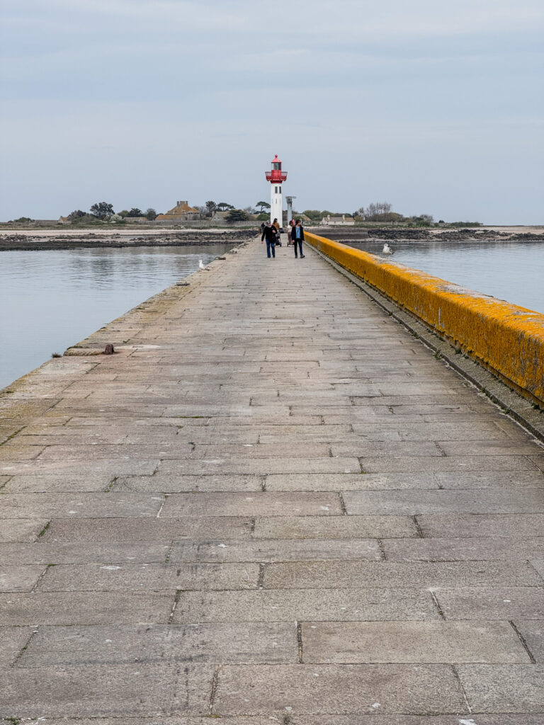 Phare de Saint-Vaast-la-hougue