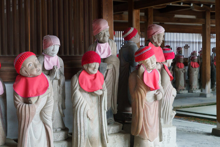 Les bonnets rouges