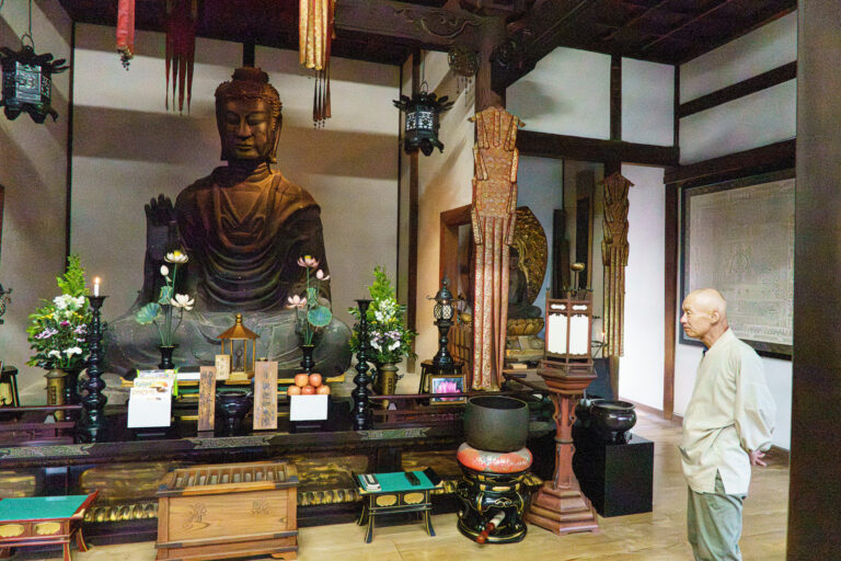Le Grand Bouddha d'Asuka